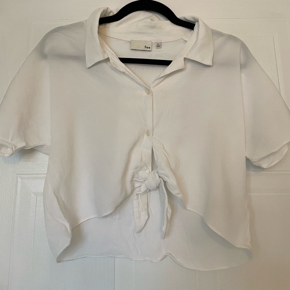 Wilfred Free White Crop Tie Top - Picture 2 of 5
